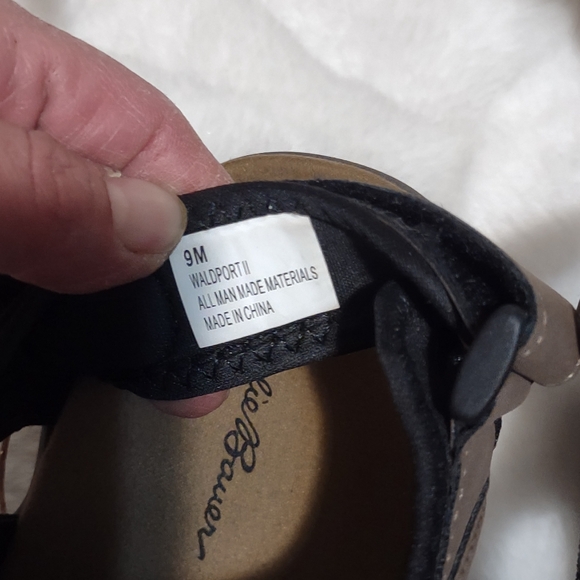 Eddie Bauer sandal shoes for men size 9 - Picture 5 of 6
